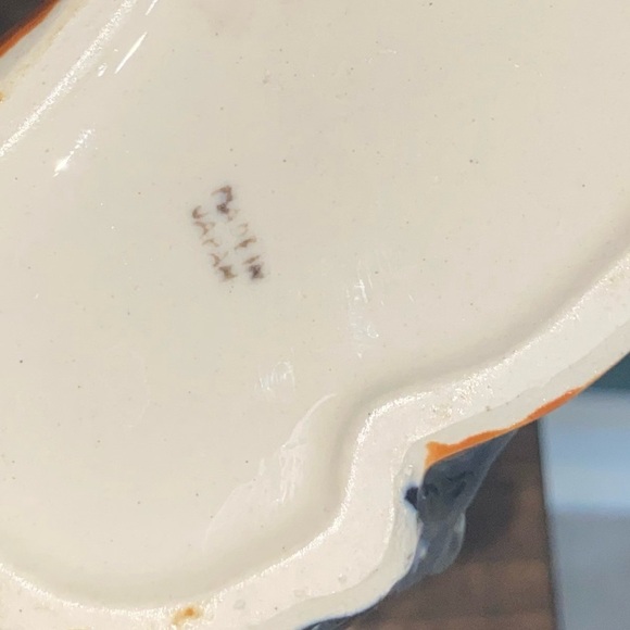 Vintage Shawnee Pottery Planter - Picture 5 of 7